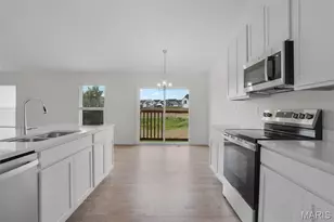 2347 Reiff Dr, Florissant, MO 63031 - Photo 7