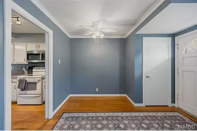 8139 S Laclede Station Road, Saint Louis, MO 63123 - Photo 7