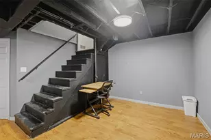 8139 S Laclede Station Rd, Saint Louis, MO 63123 - Photo 21