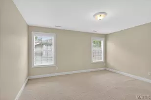 25 Magnolia Dr, Saint Louis, MO 63124 - Photo 29