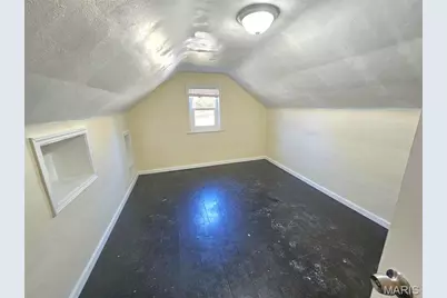 1372 Heydt Avenue, Saint Louis, MO 63135 - Photo 11