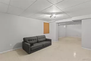 11 Moselle Ct, Hazelwood, MO 63031 - Photo 53