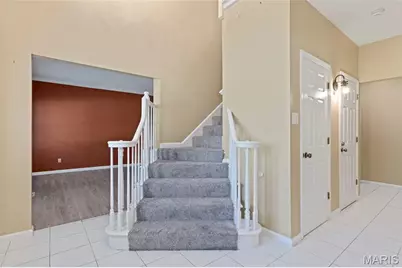 11 Moselle Court, Hazelwood, MO 63031 - Photo 9