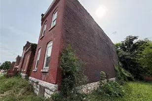 4031 California Ave, Saint Louis, MO 63118 - Photo 3