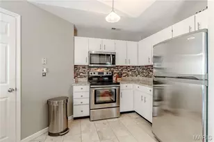 1332 Highland Oaks Dr, Ballwin, MO 63021 - Photo 15