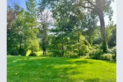 1942 Marine Terrace Drive #F, Saint Louis, MO 63146 - Photo 25