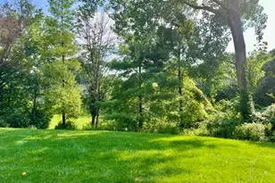 1942 Marine Terrace Dr, Saint Louis, MO 63146 - Photo 25