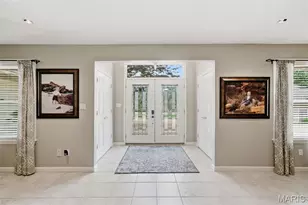17 Stacy Dr, Saint Louis, MO 63132 - Photo 3