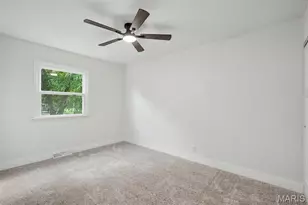 13 Castle Dr, Florissant, MO 63034 - Photo 21
