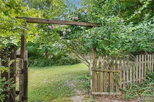 13 Castle Dr, Florissant, MO 63034 - Photo 47