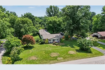 13 Castle Drive, Florissant, MO 63034 - Photo 51