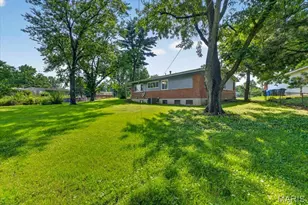 5 Filly Ct, Florissant, MO 63033 - Photo 37