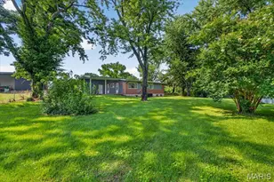 5 Filly Ct, Florissant, MO 63033 - Photo 33