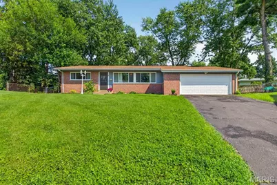 5 Filly Court, Florissant, MO 63033 - Photo 1