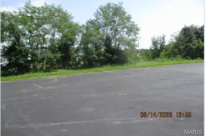 9 Progress Parkway, Union, MO 63084 - Photo 9