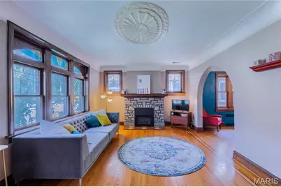 5408 Tholozan Avenue, Saint Louis, MO 63109 - Photo 5