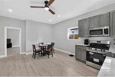 914 Dammert Avenue, Saint Louis, MO 63125 - Photo 11