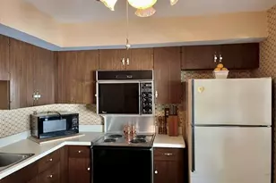 1552 Charlemont Dr, Chesterfield, MO 63017 - Photo 5