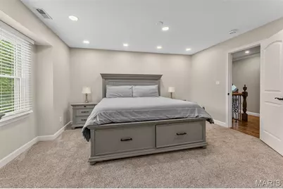 2401 Wexford Woods Court, Town and Country, MO 63131 - Photo 35