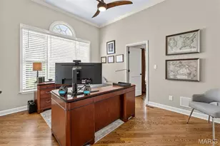 2401 Wexford Woods Ct, Town and Country, MO 63131 - Photo 23