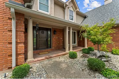 2401 Wexford Woods Court, Town and Country, MO 63131 - Photo 3
