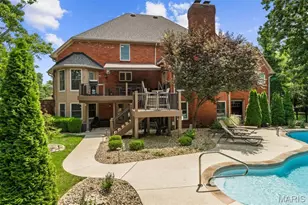 2401 Wexford Woods Ct, Town and Country, MO 63131 - Photo 51