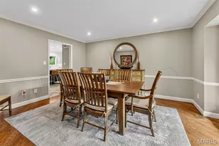 2401 Wexford Woods Ct, Town and Country, MO 63131 - Photo 13
