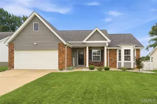 348 Misty Valley Dr, Saint Peters, MO 63376 - Photo 1