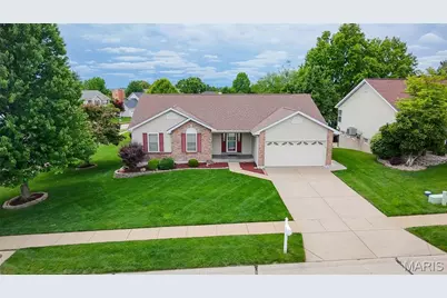 1848 Summitview Drive, Saint Charles, MO 63303 - Photo 31