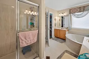 3149 Crystal Lake Dr, Saint Louis, MO 63129 - Photo 33