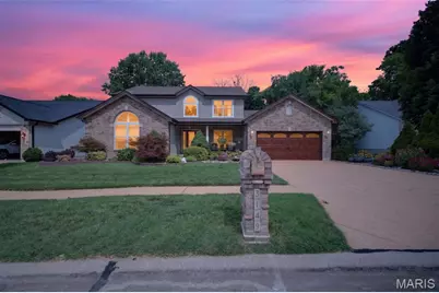 3149 Crystal Lake Drive, Saint Louis, MO 63129 - Photo 1