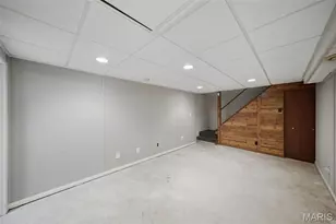 36 Marine Ln, Maryland Heights, MO 63043 - Photo 17