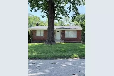 120 Madonna Drive, Saint Louis, MO 63121 - Photo 1