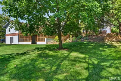 1632 Lochcrest Drive, Chesterfield, MO 63017 - Photo 45