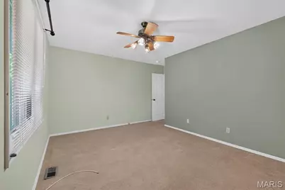 1632 Lochcrest Drive, Chesterfield, MO 63017 - Photo 29