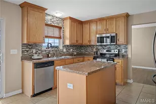 672 Berrywine Ln, Arnold, MO 63010 - Photo 9