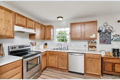 34 Robin Hood Drive, Troy, MO 63379 - Photo 17