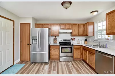 34 Robin Hood Drive, Troy, MO 63379 - Photo 3