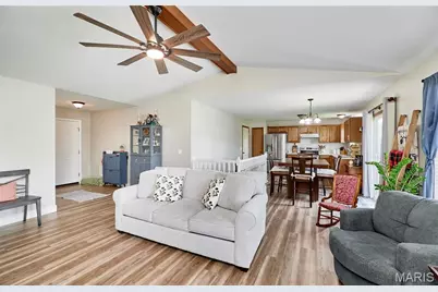34 Robin Hood Drive, Troy, MO 63379 - Photo 11