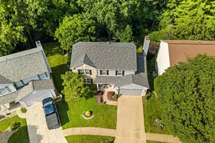 4345 Gemstone Cir, Mehlville, MO 63125 - Photo 3