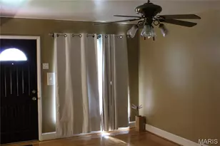 9120 Gast Pl, Saint Louis, MO 63137 - Photo 7