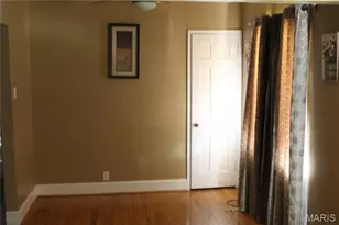 9120 Gast Pl, Saint Louis, MO 63137 - Photo 9