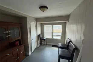 1215 Gruner Pl, Pagedale, MO 63133 - Photo 7