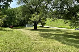 112 Locust St, New Haven, MO 63068 - Photo 1