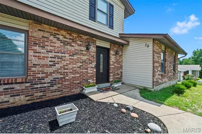 20 Sandalwood Court, Saint Charles, MO 63304 - Photo 11