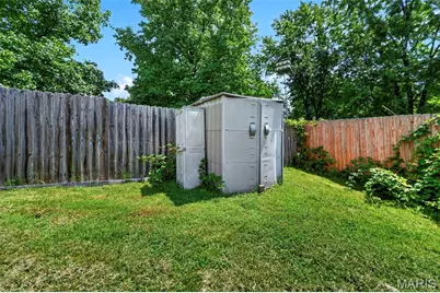 20 Sandalwood Court, Saint Charles, MO 63304 - Photo 35