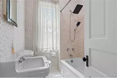 502 Carson Road, Saint Louis, MO 63135 - Photo 23
