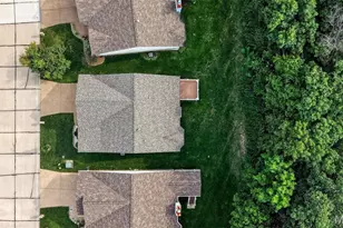 415 Newport Dr, Saint Peters, MO 63376 - Photo 43