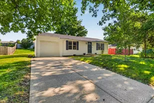 3605 Coriander Dr, Saint Charles, MO 63303 - Photo 3