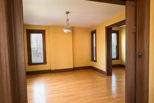 5025 Raymond Ave, Saint Louis, MO 63113 - Photo 9